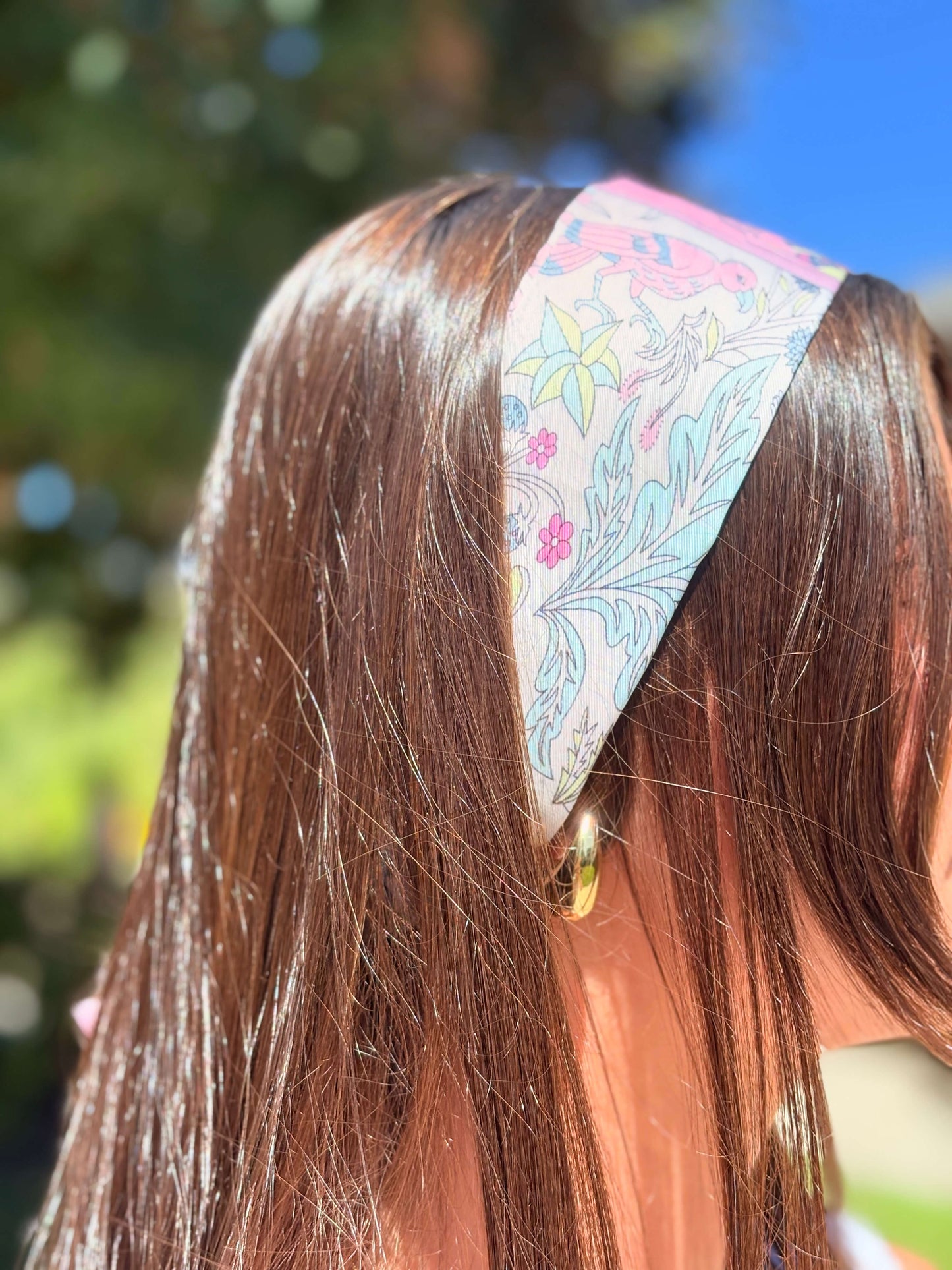 Foulard romantique fleurs pastel bandeau cheveux