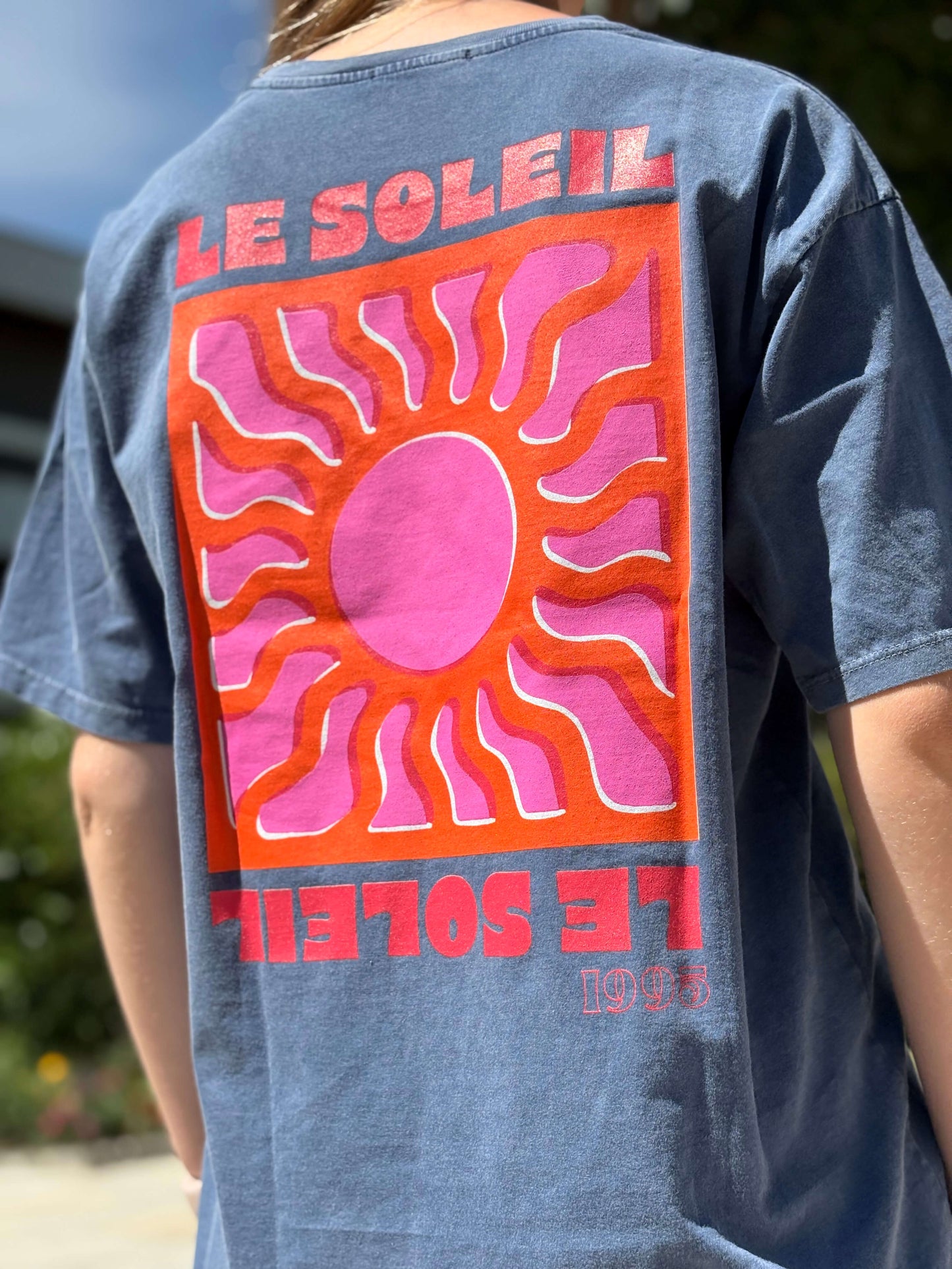 Motif soleil t-short au dos