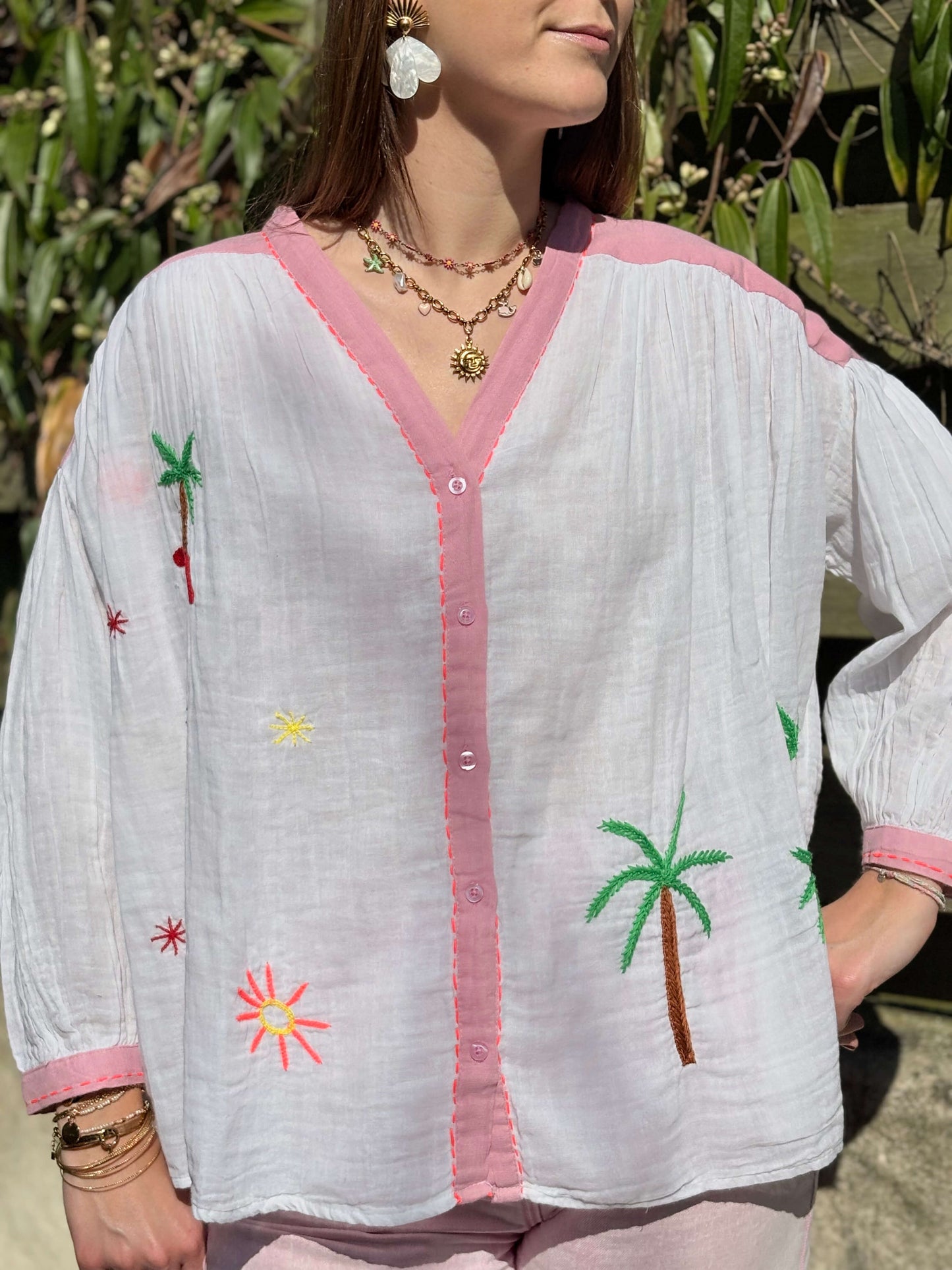 Chemise blanche oversize gaze de coton brodée femme