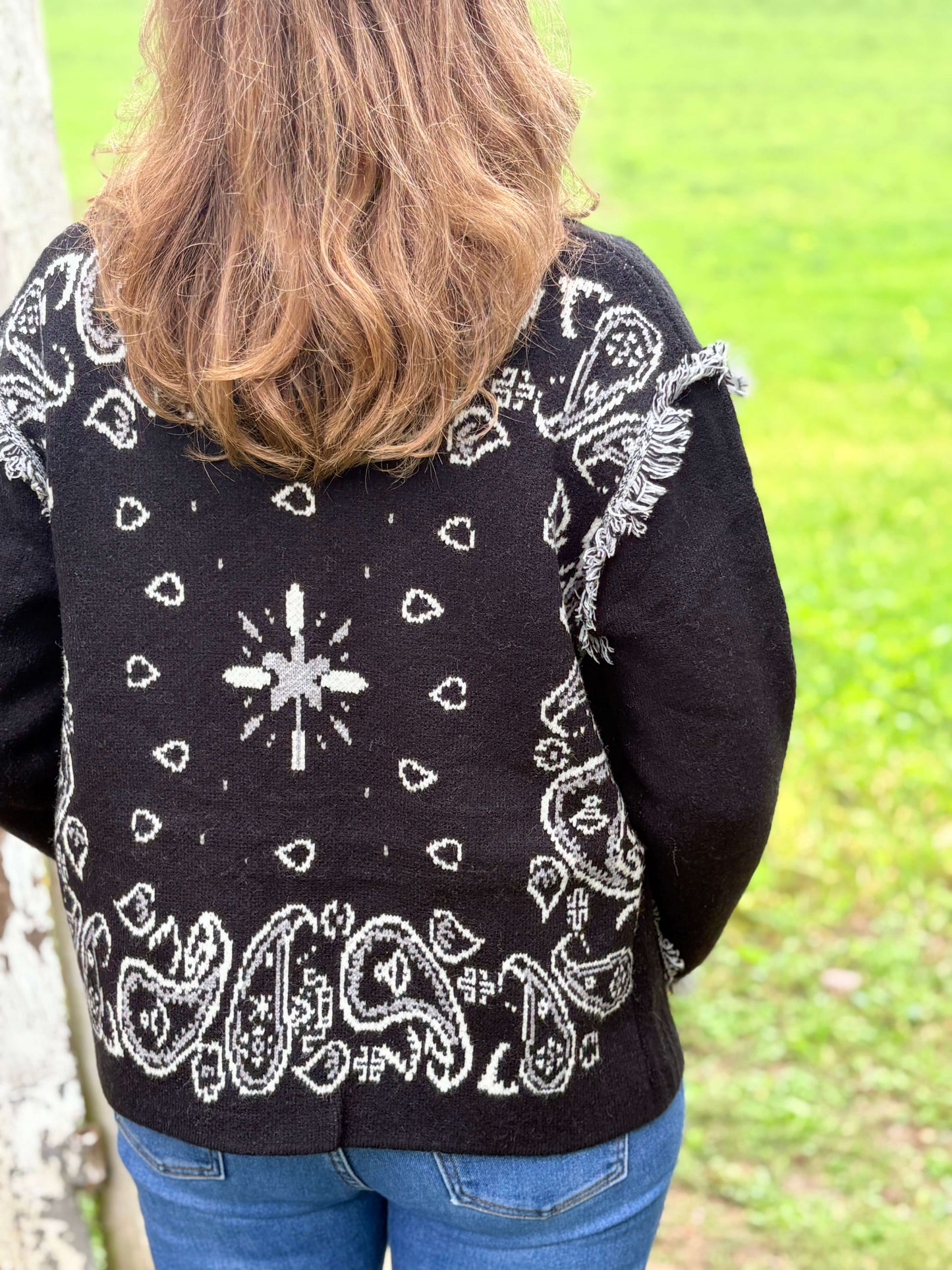 Dos de la veste motif bandana pour femme