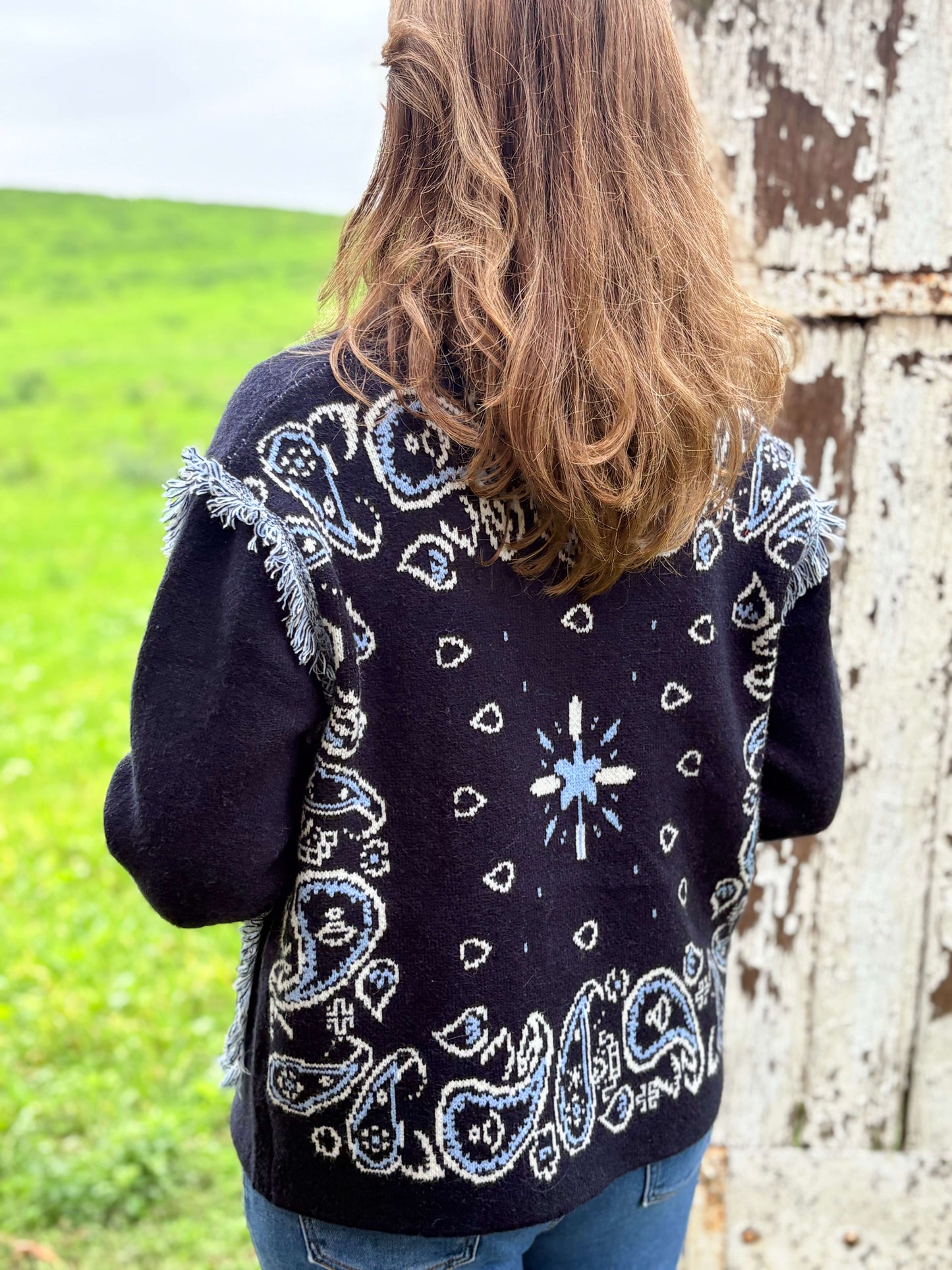 Veste femme motif bandana et franges bohème chic