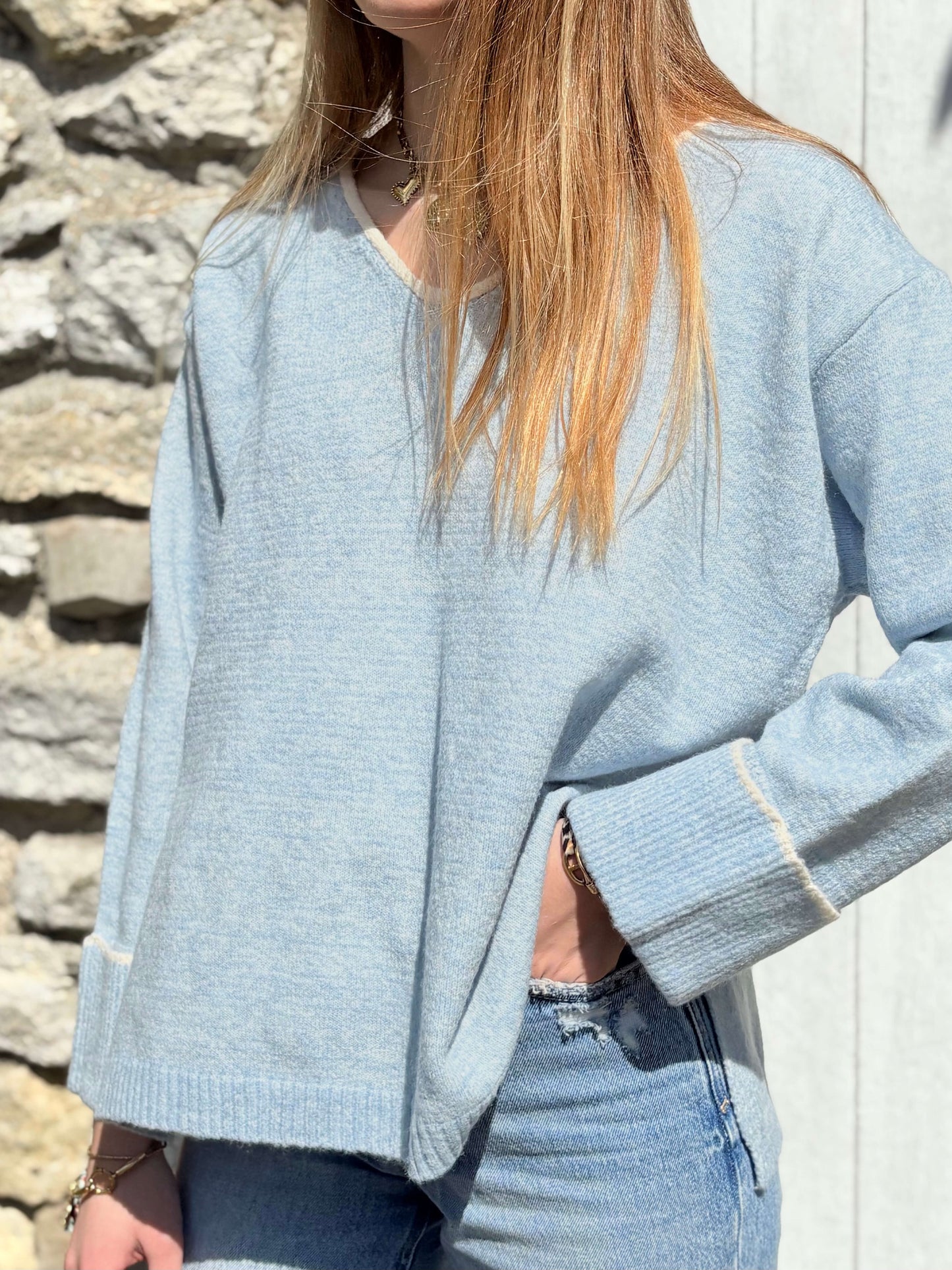 Pull BLOOM bleu