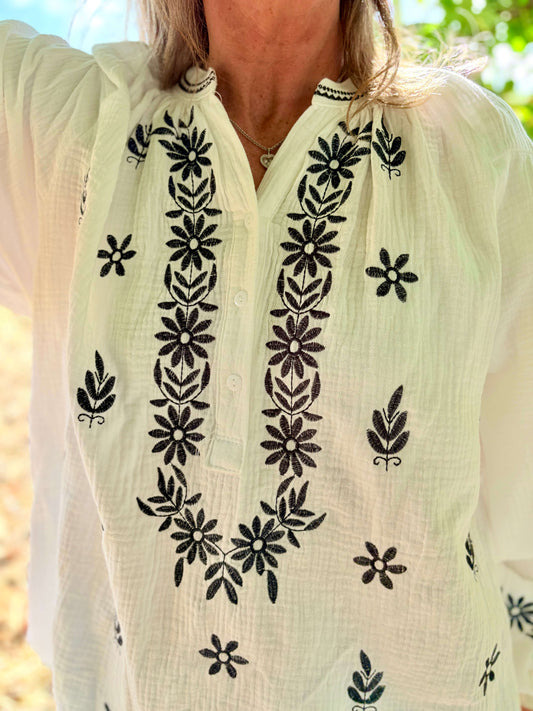 Blouse bohème brodée femme manches longues