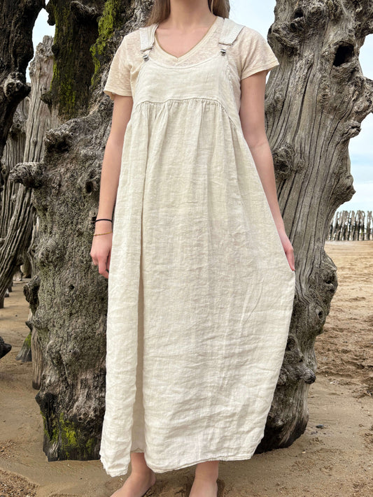 Robe salopette Luna beige en coton, style bohème chic ample – La Bohème Parisienne