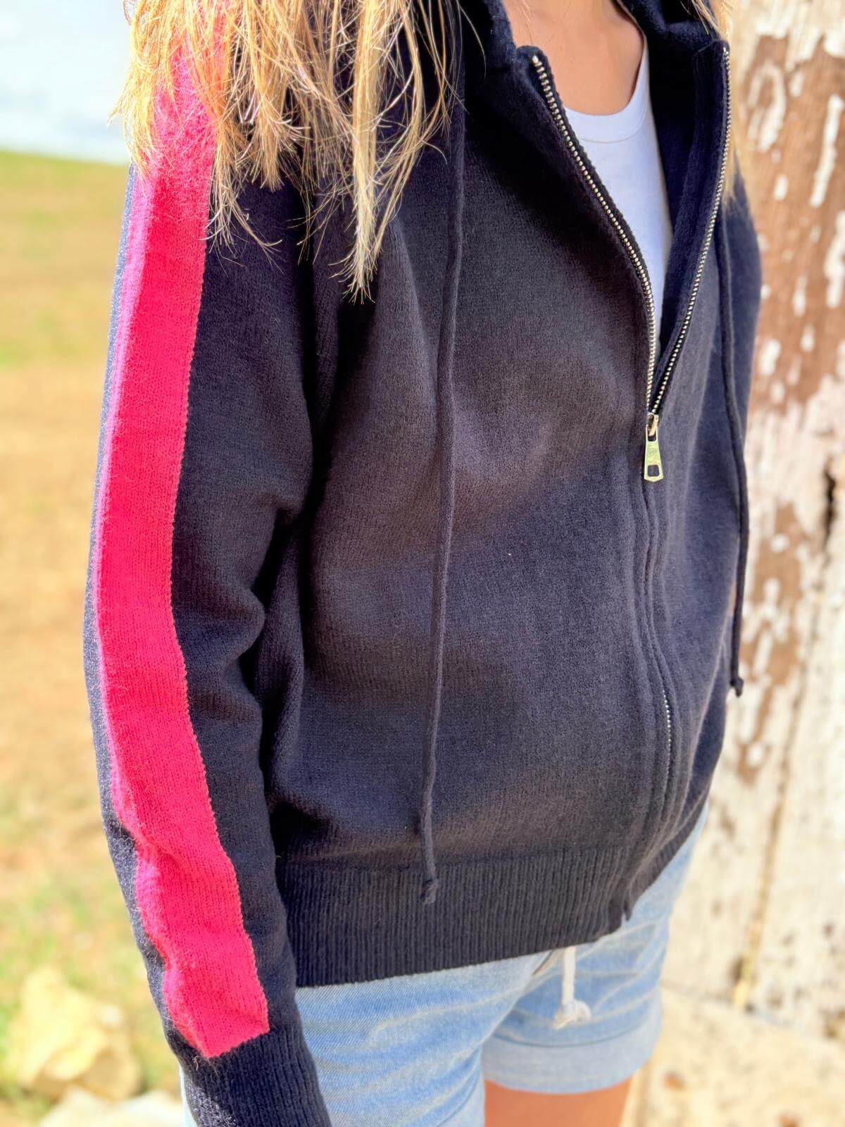 Gilet à capuche zippé femme marine avec bande rose