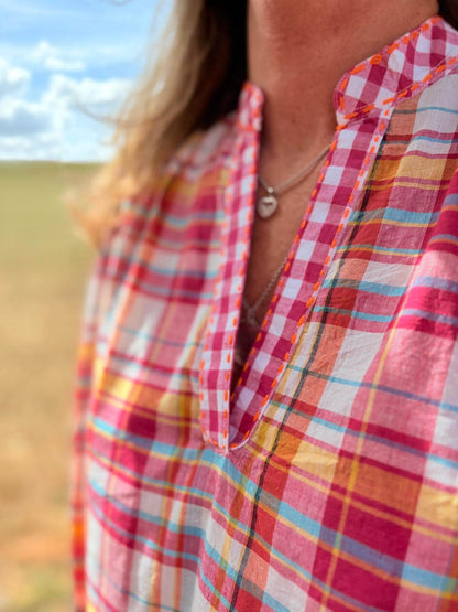 Chemise bohème à carreaux avec broderie dos