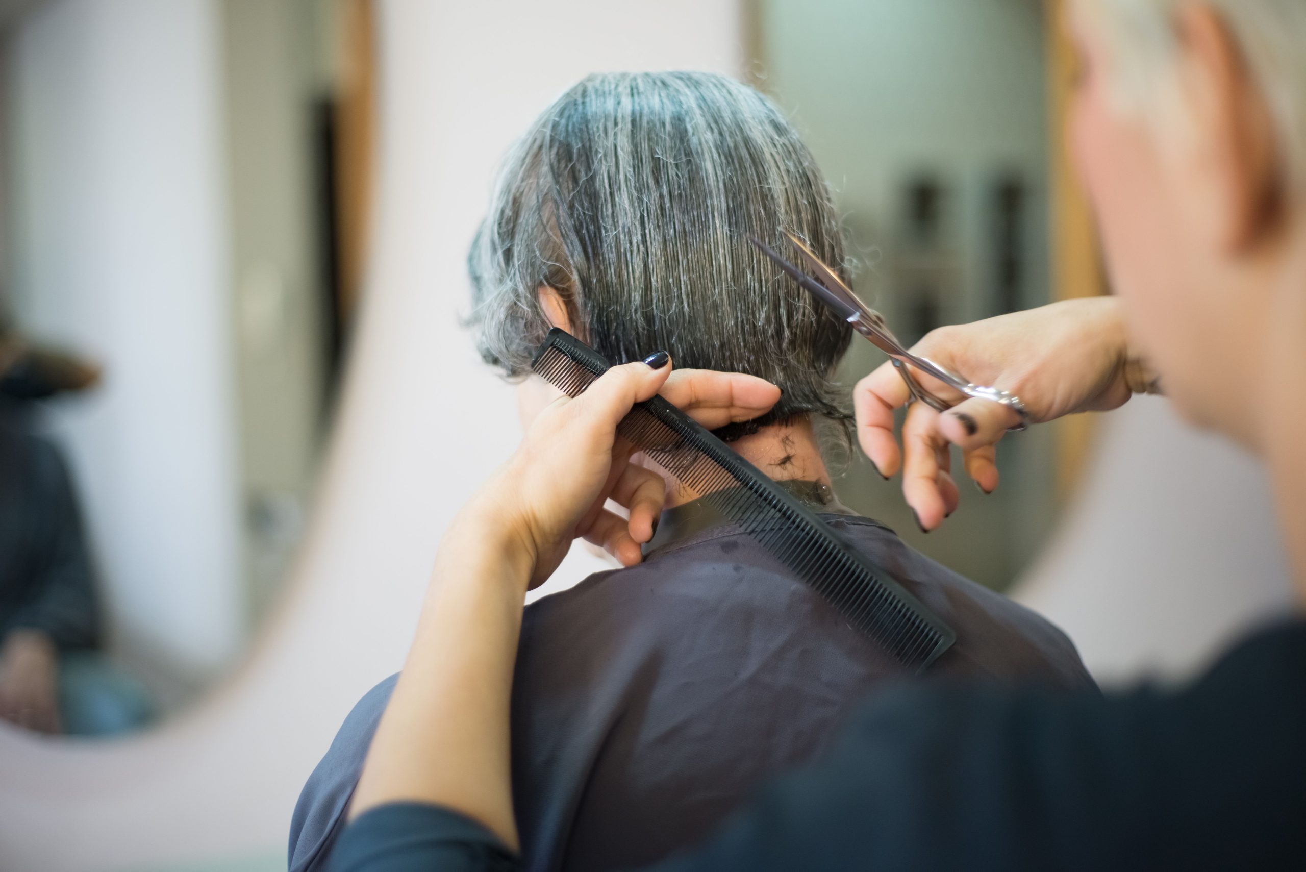 Guide pour alléger les cheveux épais