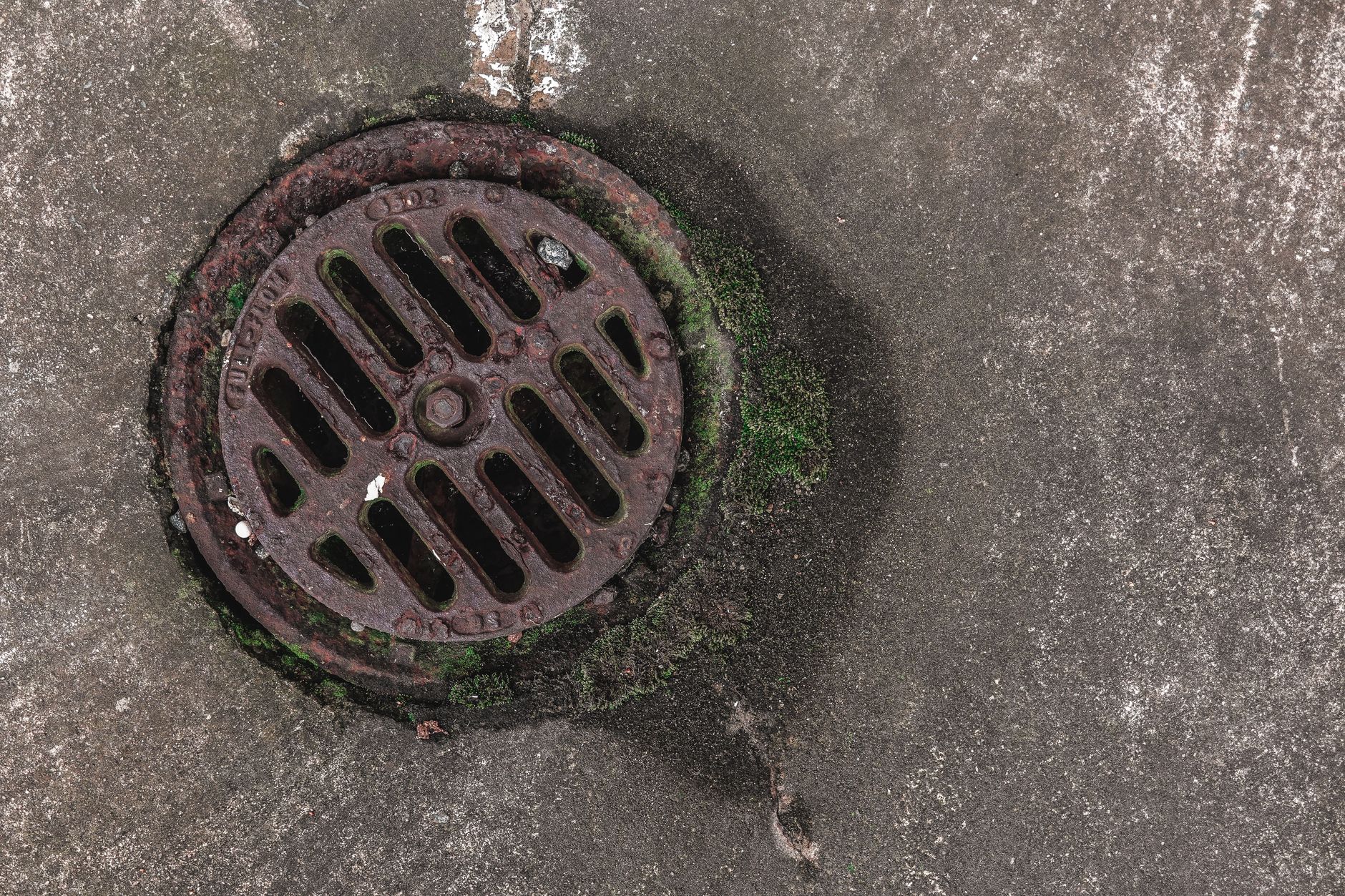 Regard de canalisation exterieur